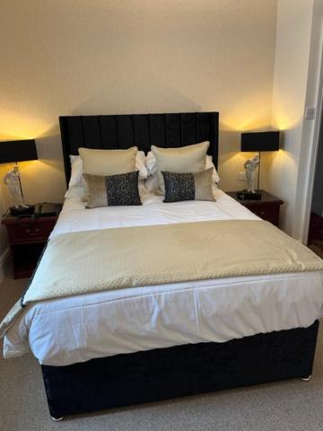 The Masons Arms Hotel Bridgend  Ngoại thất bức ảnh